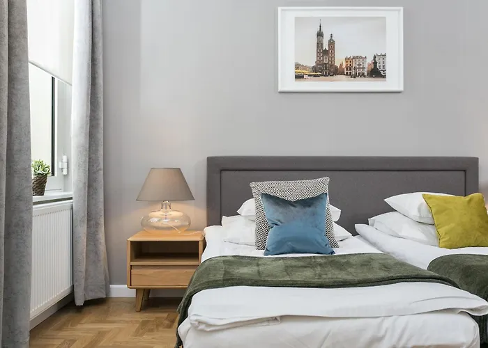 Venetian House Market Square Aparthotel