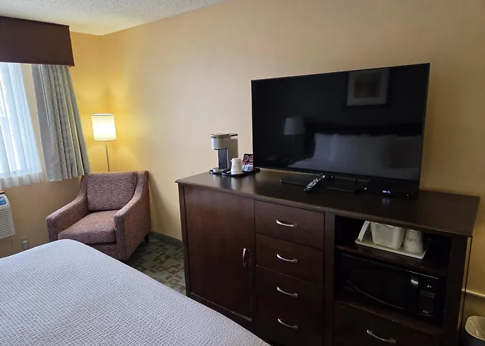 Ramada By Wyndham Saskatoon
