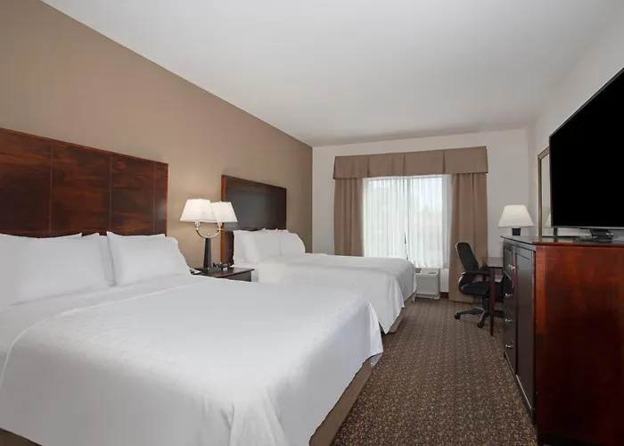 Holiday Inn Express & Suites By Ihg