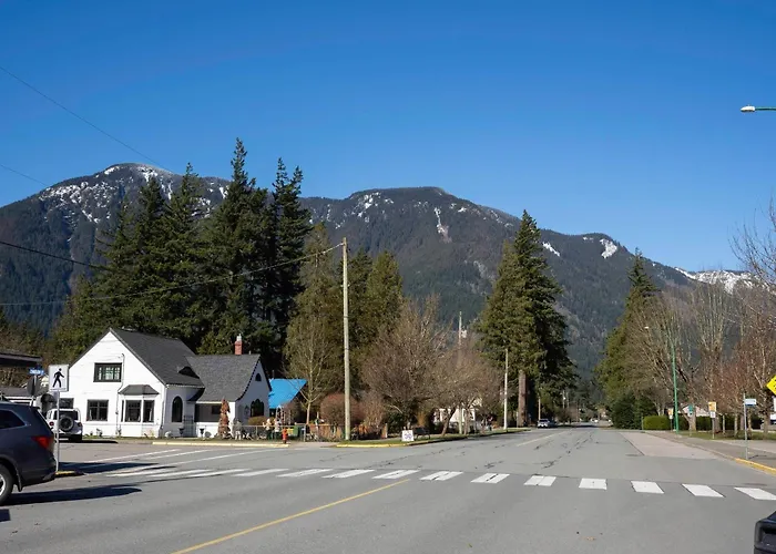 Inn The Mountains