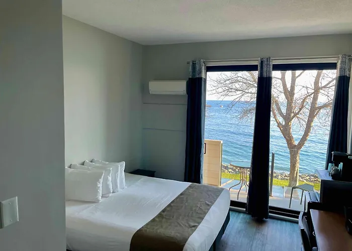 Sechelt Inn