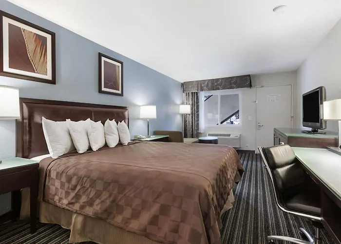 Days Inn By Wyndham Morton