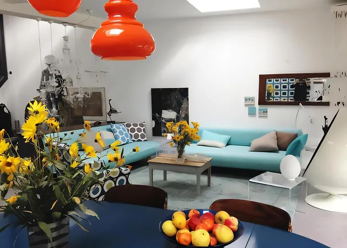 La Maison Bleue