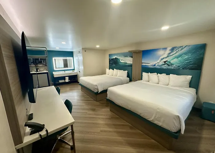 Costa Mesa Inn - Newport Beach Area