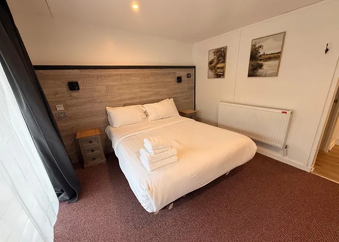 The Waterfront Lodges