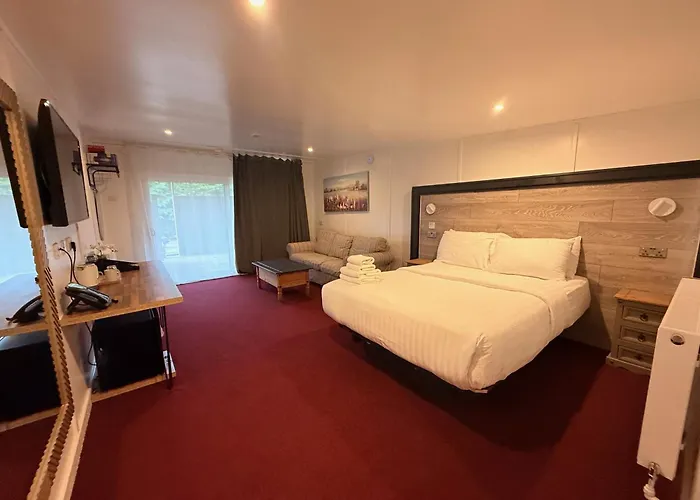 The Waterfront Lodges