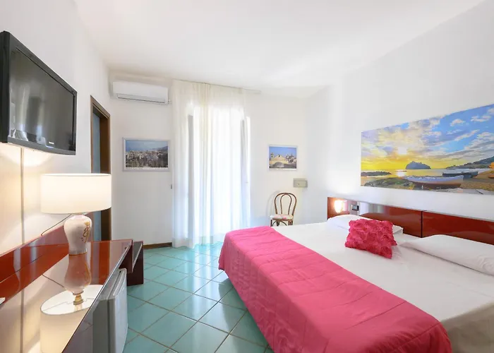 Hotel Annabelle Isquia