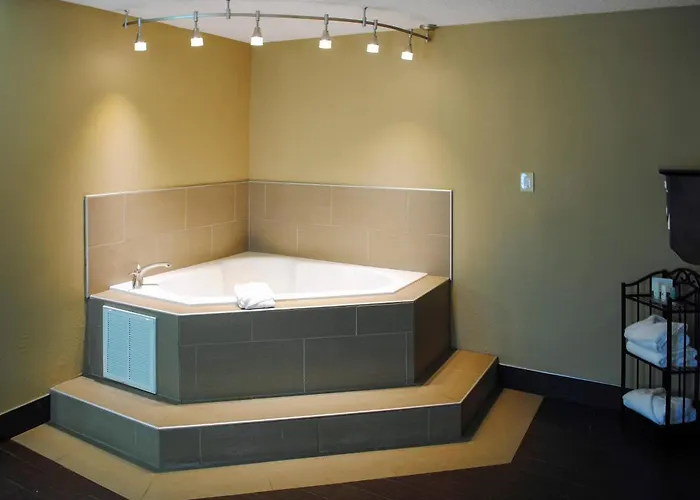 Clarion Hotel Conference Center Lexington North