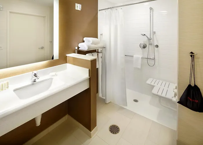 Fairfield By Marriott Inn & Suites Wheeling At The Highlands