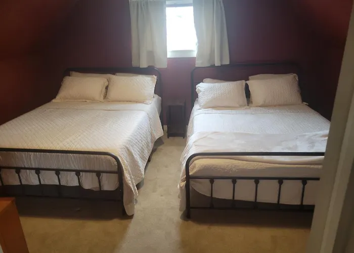 The Weis Mansion Bed And Breakfast