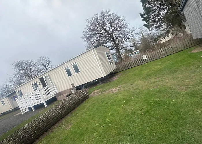 Lakeside East 16 - Haggerston Castle