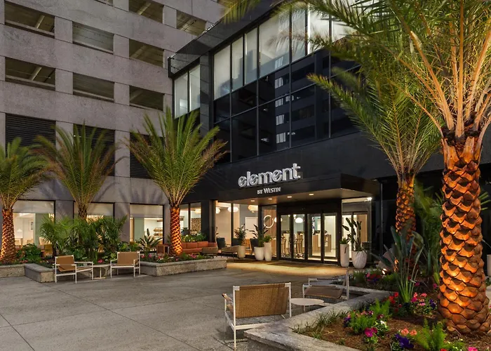 Element New Orleans Downtown