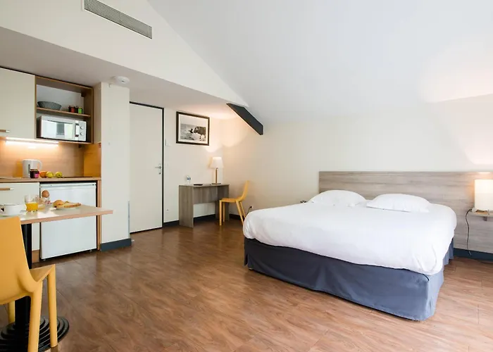 Zenitude Hôtel-Résidences Les Portes de l'Océan
