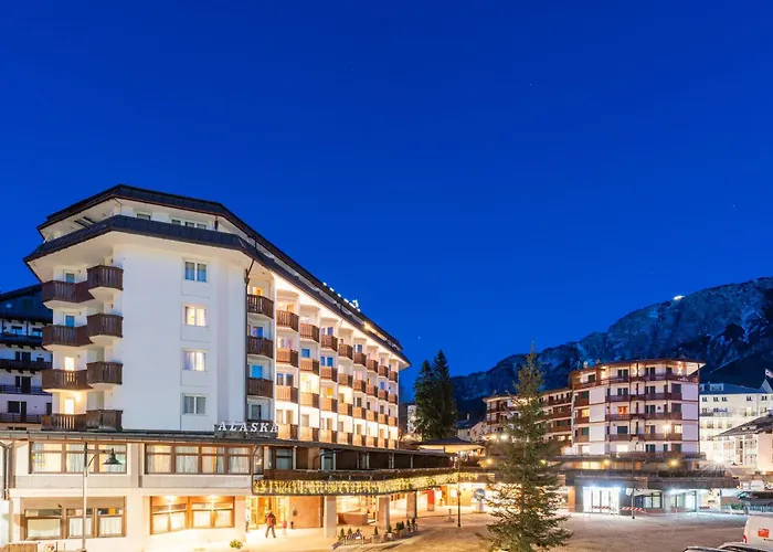 Hotel Alaska Cortina