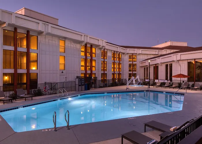 Doubletree By Hilton Sacramento
