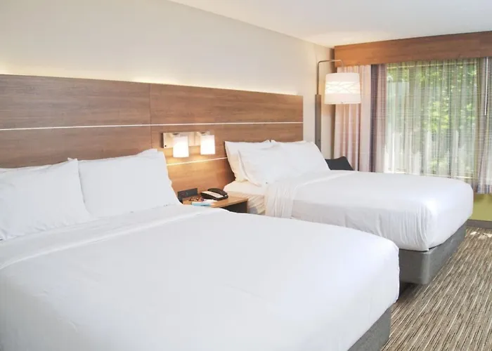 Holiday Inn Express South By Ihg