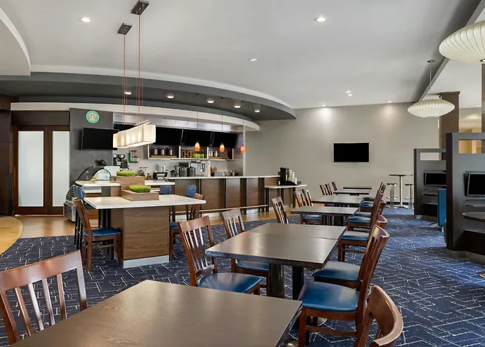 Courtyard By Marriott Sacramento Cal Expo