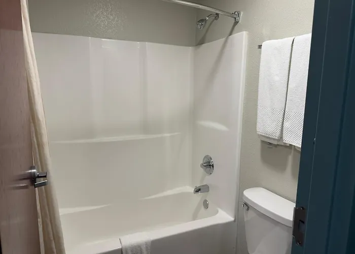 Econo Lodge Inn & Suites Searcy