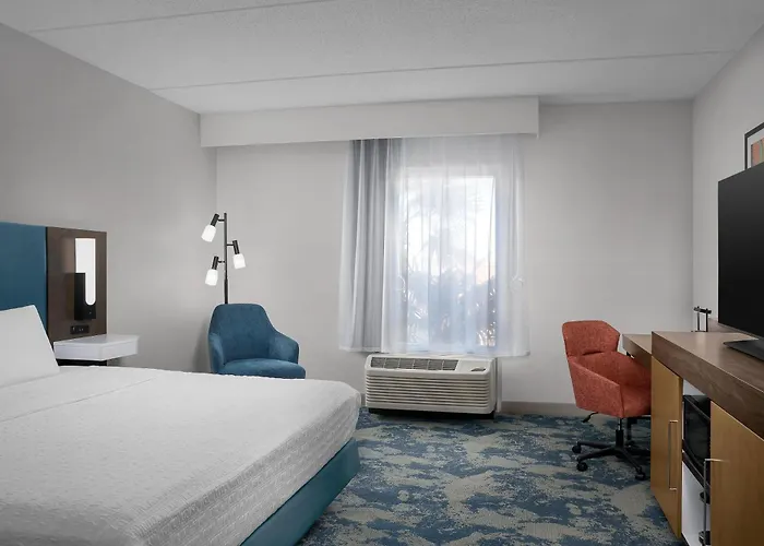 Hampton Inn & Suites Clinton