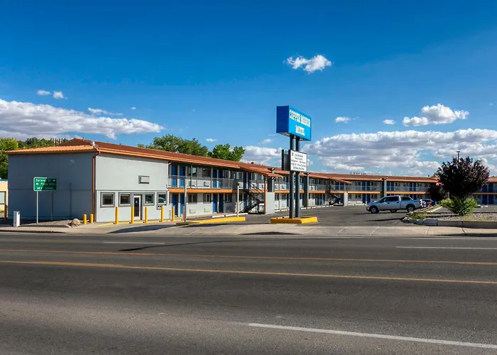 Copper Manor Motel