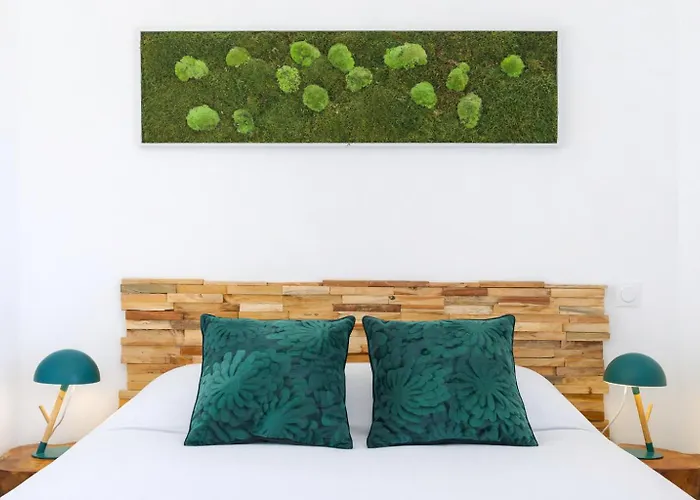 Hôtel Almanarre Plage - Hôtel Eco-Responsable