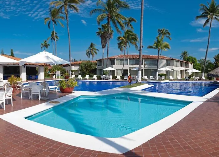 Cabo Blanco Hotel&Marina