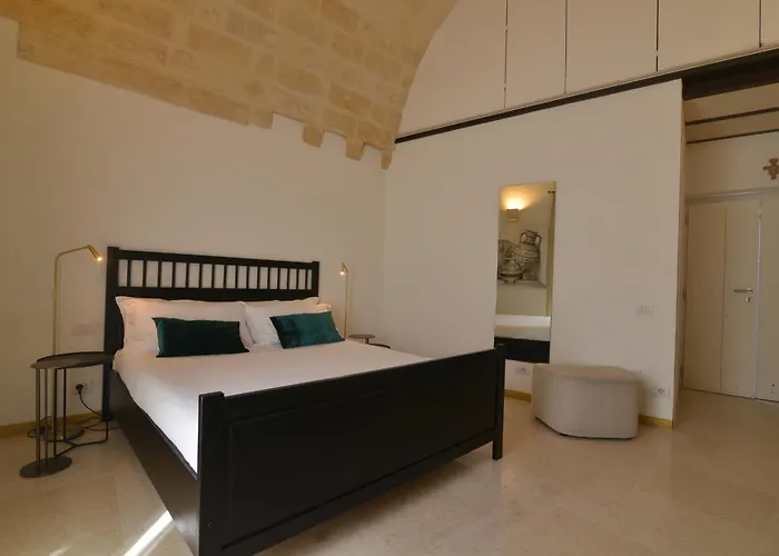 Le Malve Cave Retreat