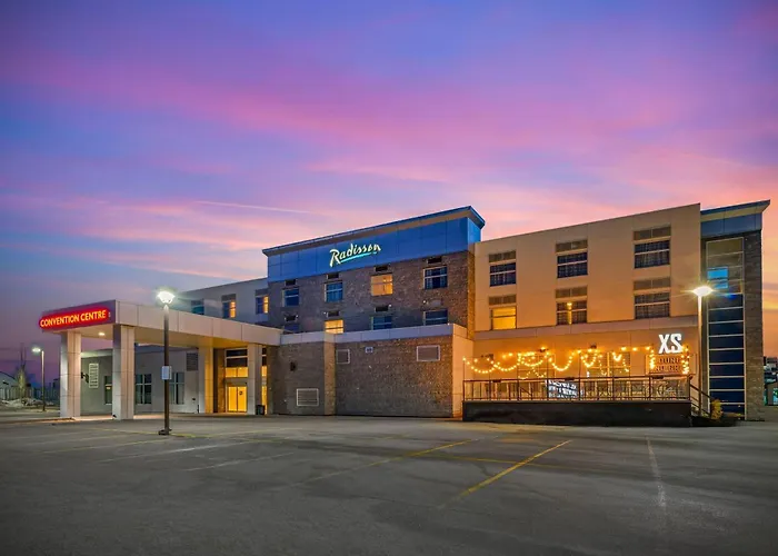 Radisson & Conference Centre Airport