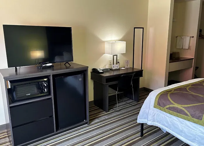 Super 8 By Wyndham Nebraska City