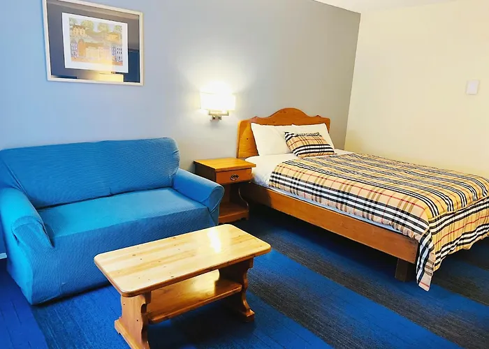 Chase Country Inn