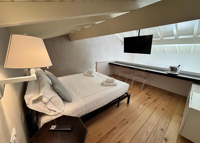 Tale Restaurant & Suite