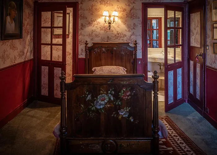 Chateau De Vaux Yvré-lʼÉvêque