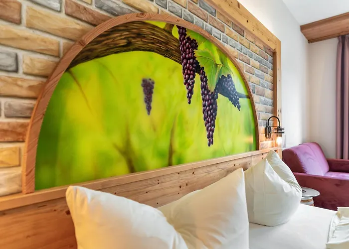 Wein- und Klimahotel Bergfriedel