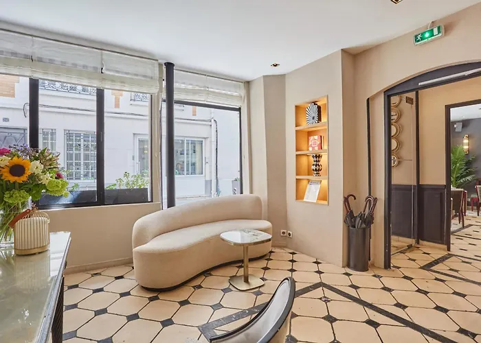Hotel Eiffel Rive Gauche