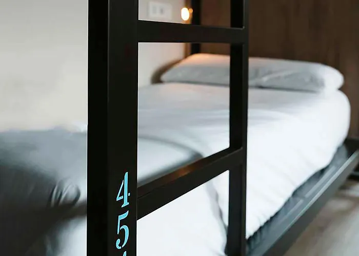 Font Andorra Hostel By Nexta