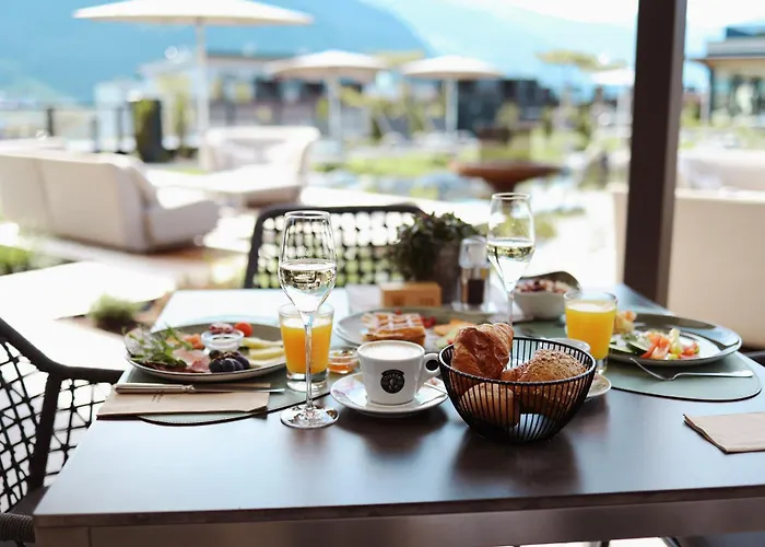 Held Hotel Fuegen