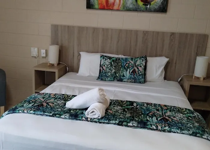Tully Motel