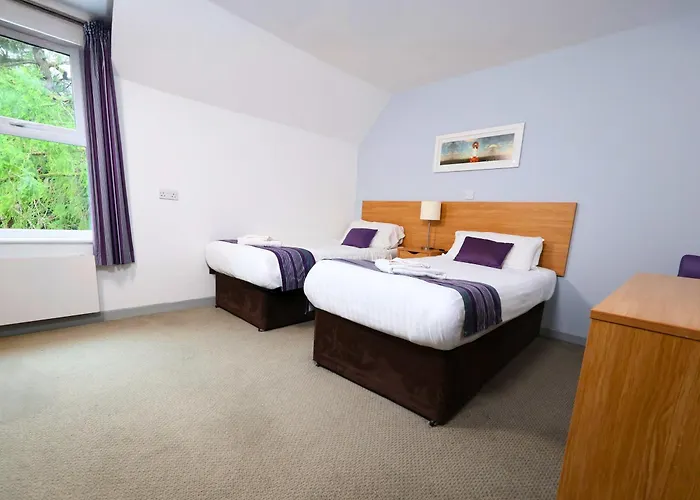The Caledonian Claymore Hotel