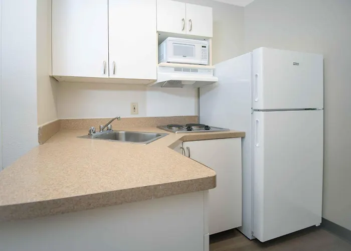 Extended Stay America Suites - Portland -