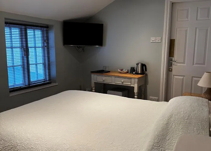 The Ilchester Arms Hotel, Ilchester Somerset