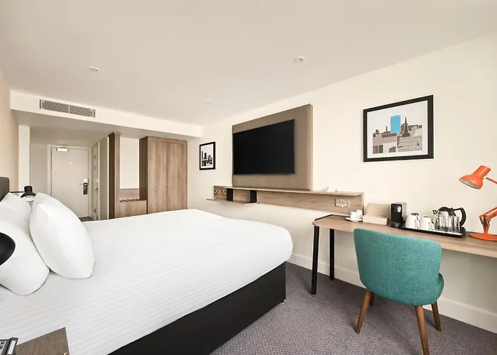 Holiday Inn City By Ihg