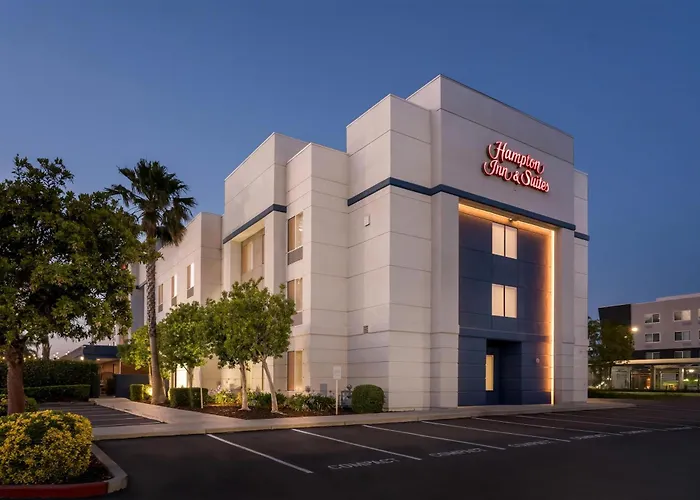 Hampton Inn & Suites Lathrop
