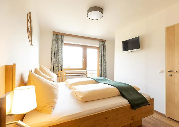 Hotel Gasthof zur Linde Mariahof