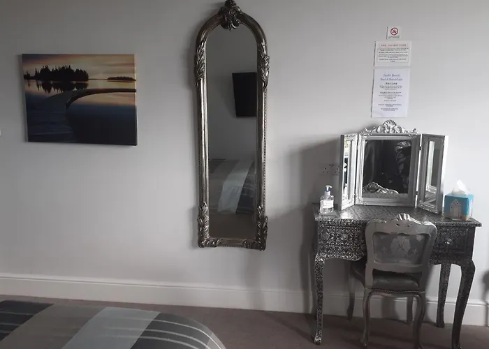 South Beach B & B