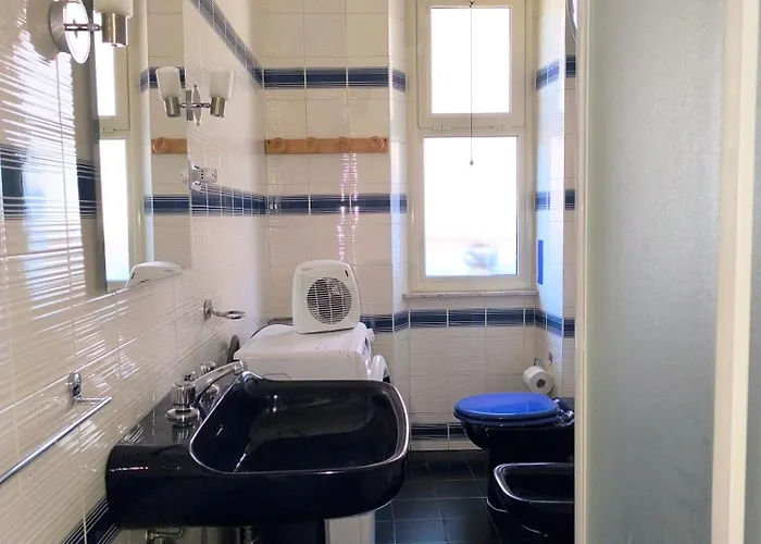 B&B Argentiera 12