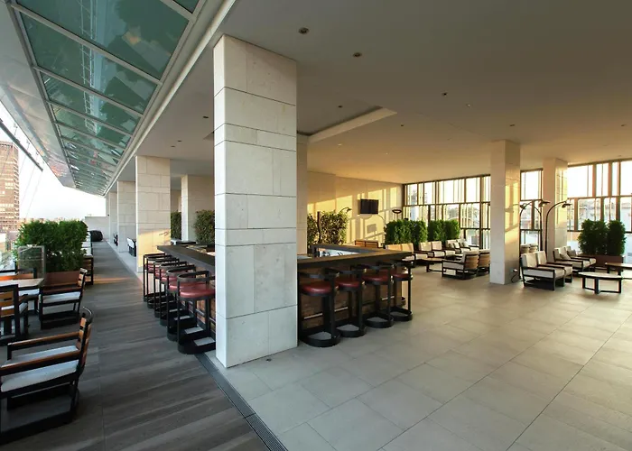 Hilton e