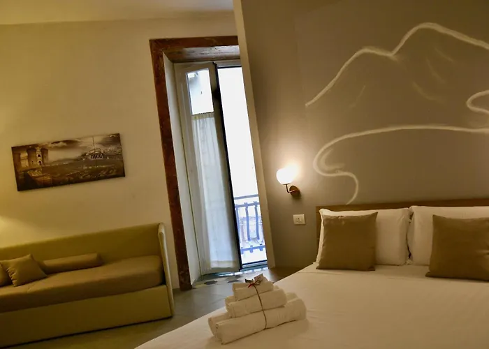 Vicoli Di Napoli B&B