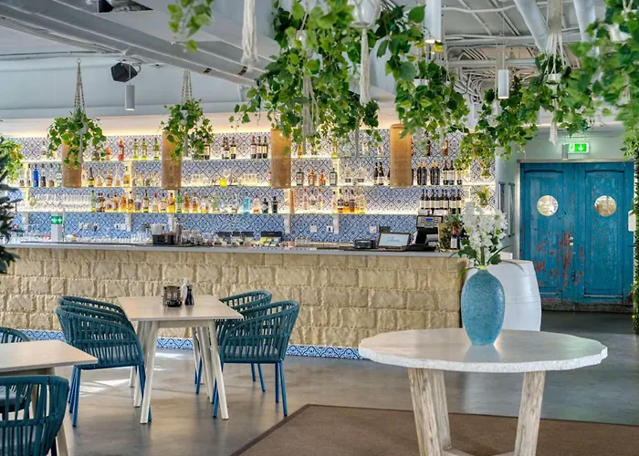 Tryp By Wyndham Dubai Hotel