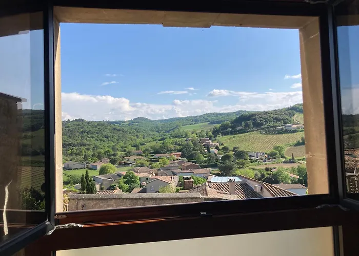 Au Château de Villelongue B&B