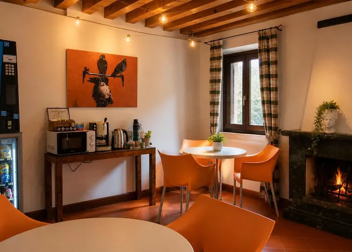 Boutique Rooms 3 0